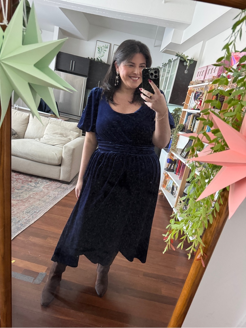 Velvet Scoop Neck Maxi Dress in Navy Velvet